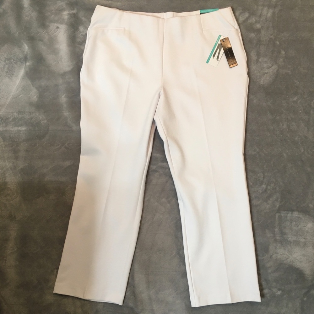 2/$30 Everybody’s Talking ‘Bout My White Pants
